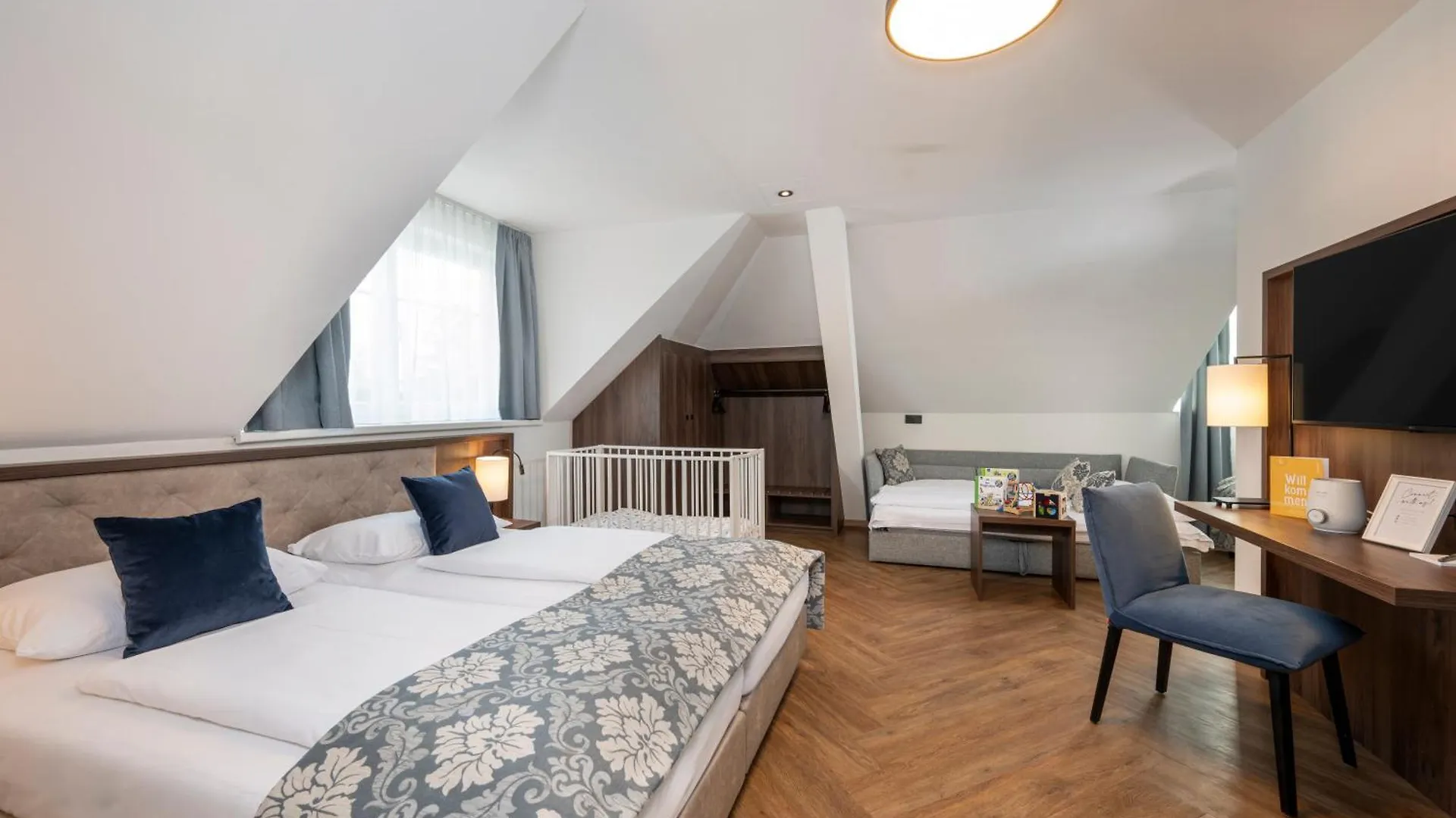 Salzburg Hotel Lilienhof 3*,  Austria